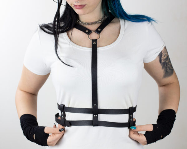 Gothic Harness Belt – Minimalistički kaiš/harness sa prstenovima