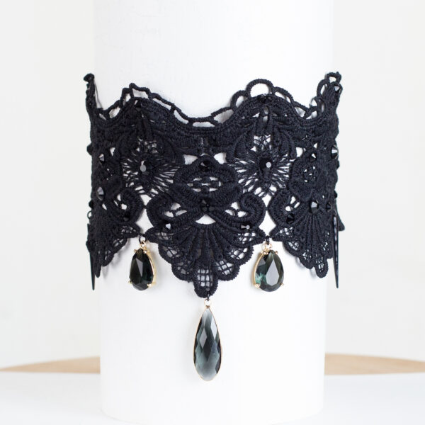 Nocturne Veil Choker - Image 2