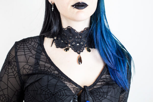 Nocturne Veil Choker