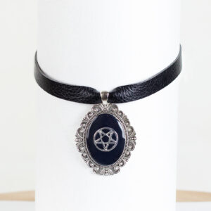 Coven Embrace Choker