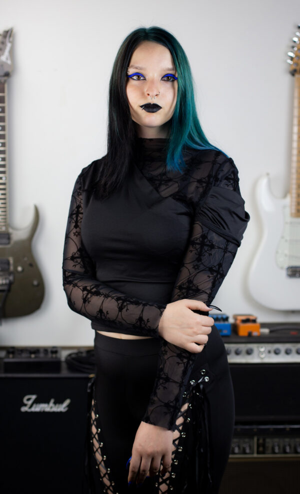 Nocturne Lace Sleeves Top - Majica sa krstovima - Image 2