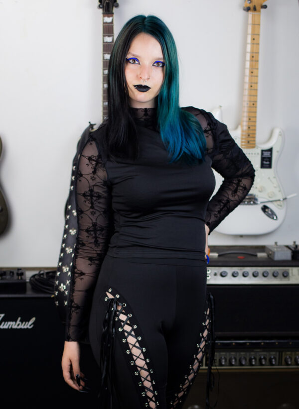 Nocturne Lace Sleeves Top - Majica sa krstovima